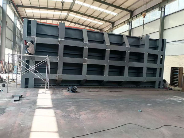 钢坝闸门底轴液压闸门用心做产品