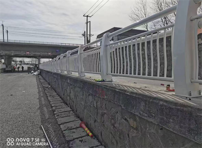 护栏支持货到付清