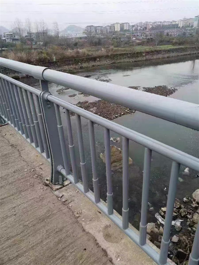 护栏量大从优